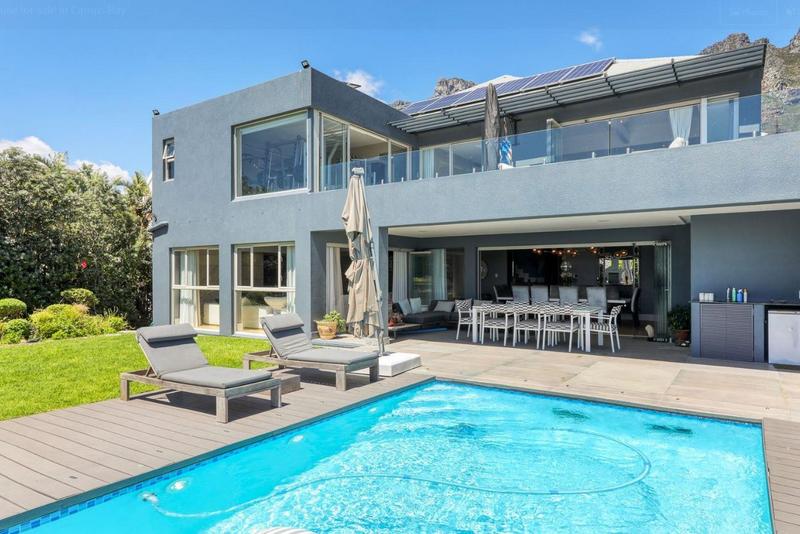 6 Bedroom Property for Sale in Camps Bay Western Cape